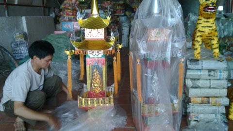 Sản xuất cả máy bay để đốt mùa Vu lan ảnh 4